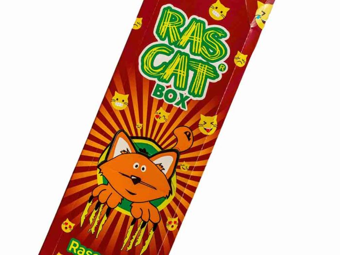 Caja Rascat para gatos con juguetes